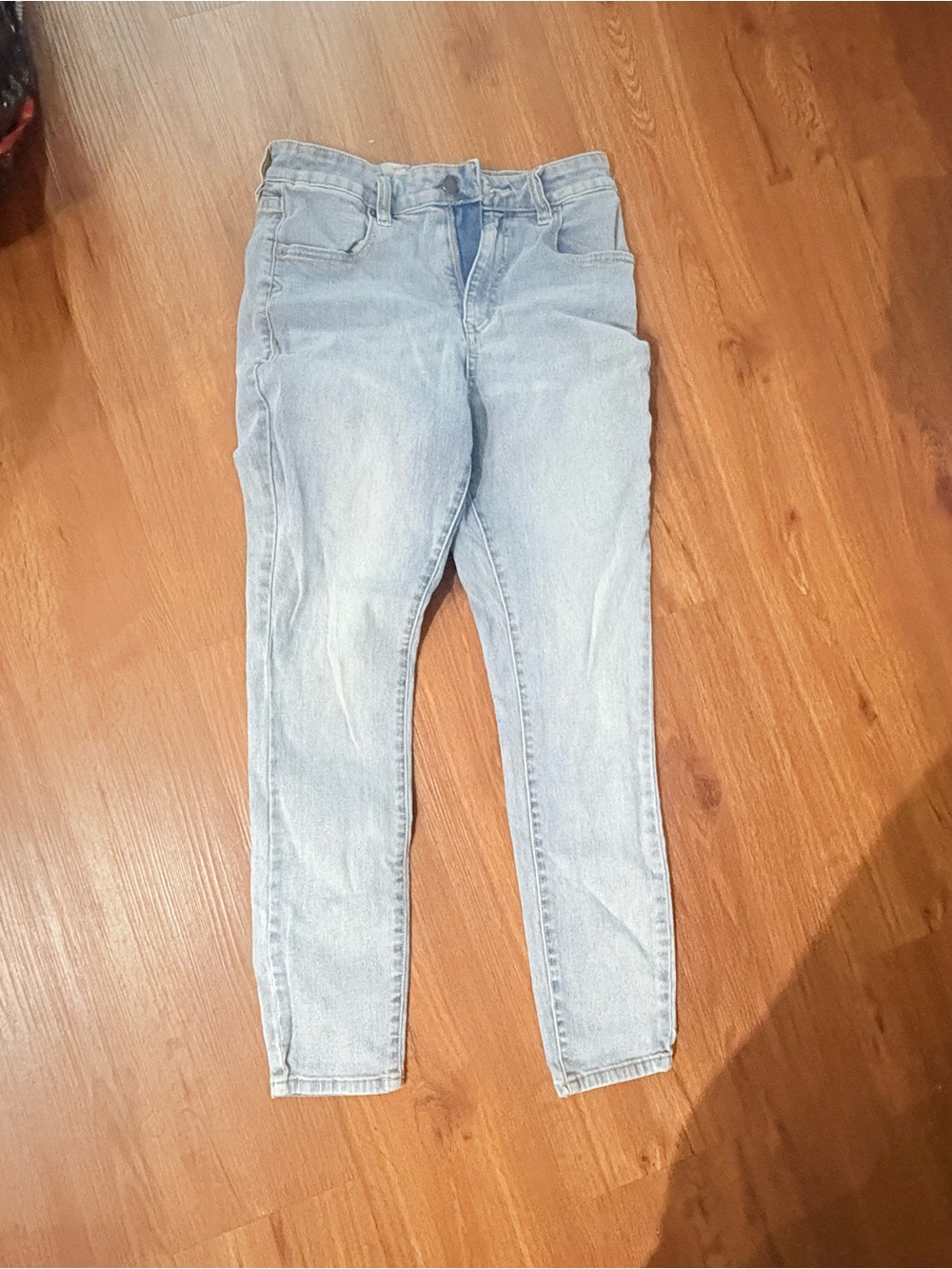 Light Wash Skinny Jeans for Women - Classic Slim Fit